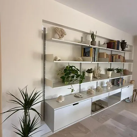 Apartment Retro Chic 1 Bedroom 1 Min To Sea *