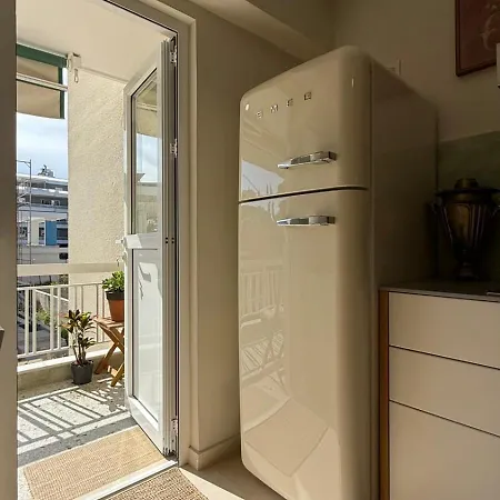 Retro Chic 1 Bedroom 1 Min To Sea Apartment *